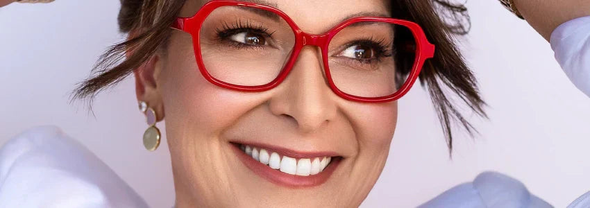 What’s the best glasses shape for a round face?